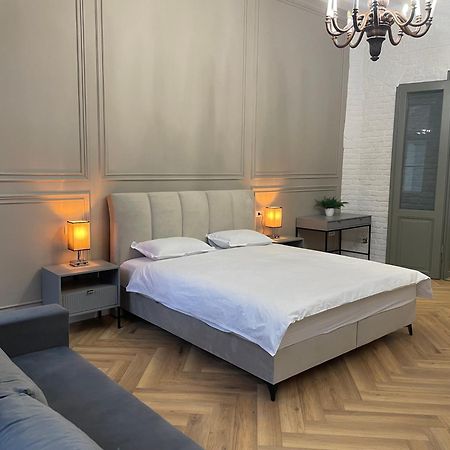 Alexander Flat_Alecsandri Διαμέρισμα Oradea Εξωτερικό φωτογραφία